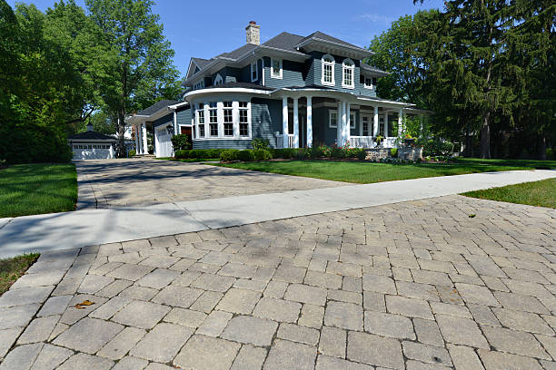 Best Driveway Paving Contractor  in , MN
